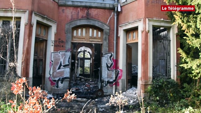 Saint-Brieuc Le manoir de Cesson au lendemain de l'incendie