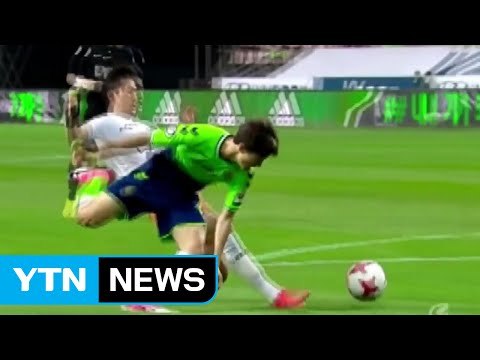 '골 잔치' 전북 선두 질주...강원 5연승 마감 / YTN