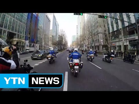 [영상] 박 前 대통령, 삼성동 출발 7분 만에 검찰 도착 / YTN (Yes! Top News)