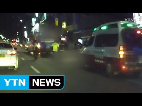 정류장에서 버스에 깔린 50대 남성 사망 / YTN (Yes! Top News)