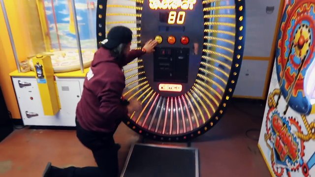 USING FAKE TICKETS AT THE ARCADE | TURN 1 FAKE ARCADE TICKET INTO 100000 ARCADE TICKETS! (