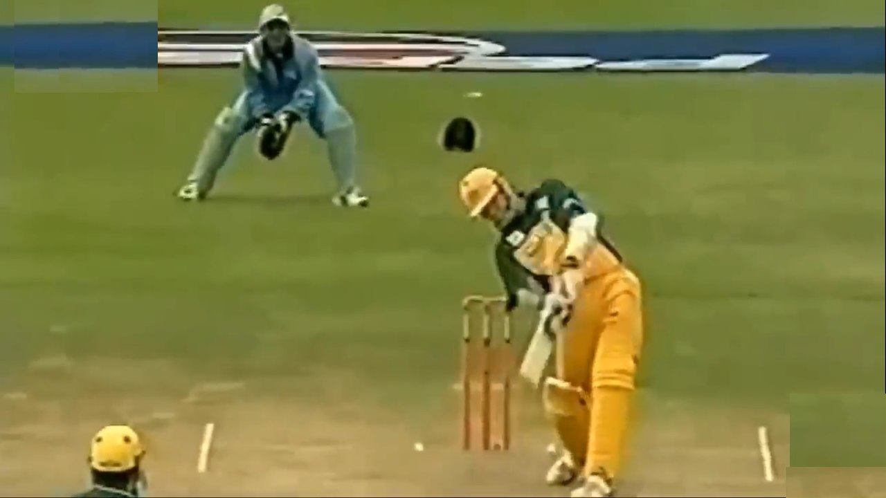 Top Out of Stadium Sixes In Cricket