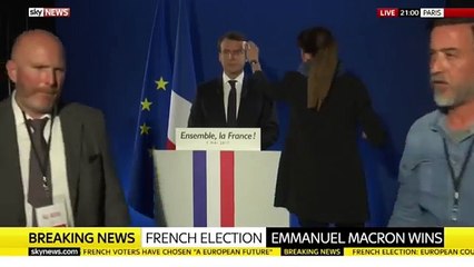 Emmanuel Macron live stream blunder + victory speech after French election (07May17)