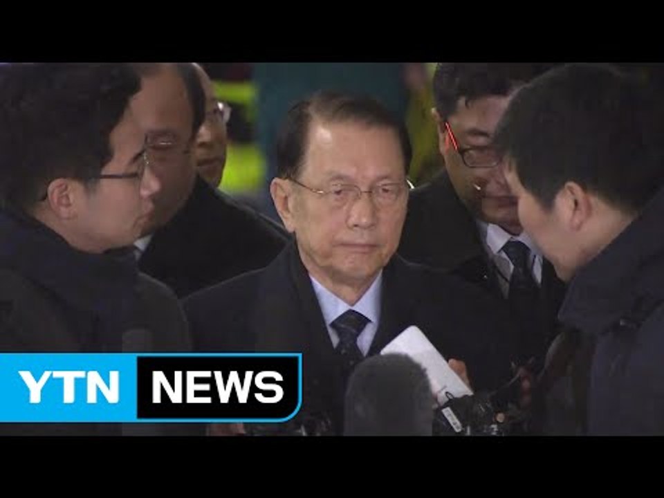 [현장영상] 김기춘 前 실장 특검 출석...기자들 질문에 침묵 / YTN (Yes!...