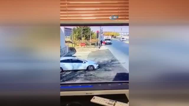 Dikkatsiz Sürücü Kazaya Neden Oldu