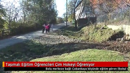 Taşımalı Eğitim Öğrencileri Çim Hokeyi Öğreniyor
