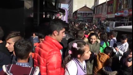 Bedava Döner İzdihamı Yaşandı