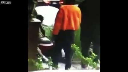 Rapper XXXTentacion gets jumped by Migos at a hotel