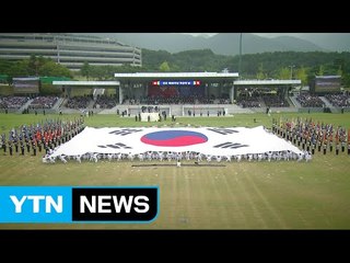 [영상] "조국수호! 대한강군!" 제68주년 국군의 날 / YTN (Yes! Top News)