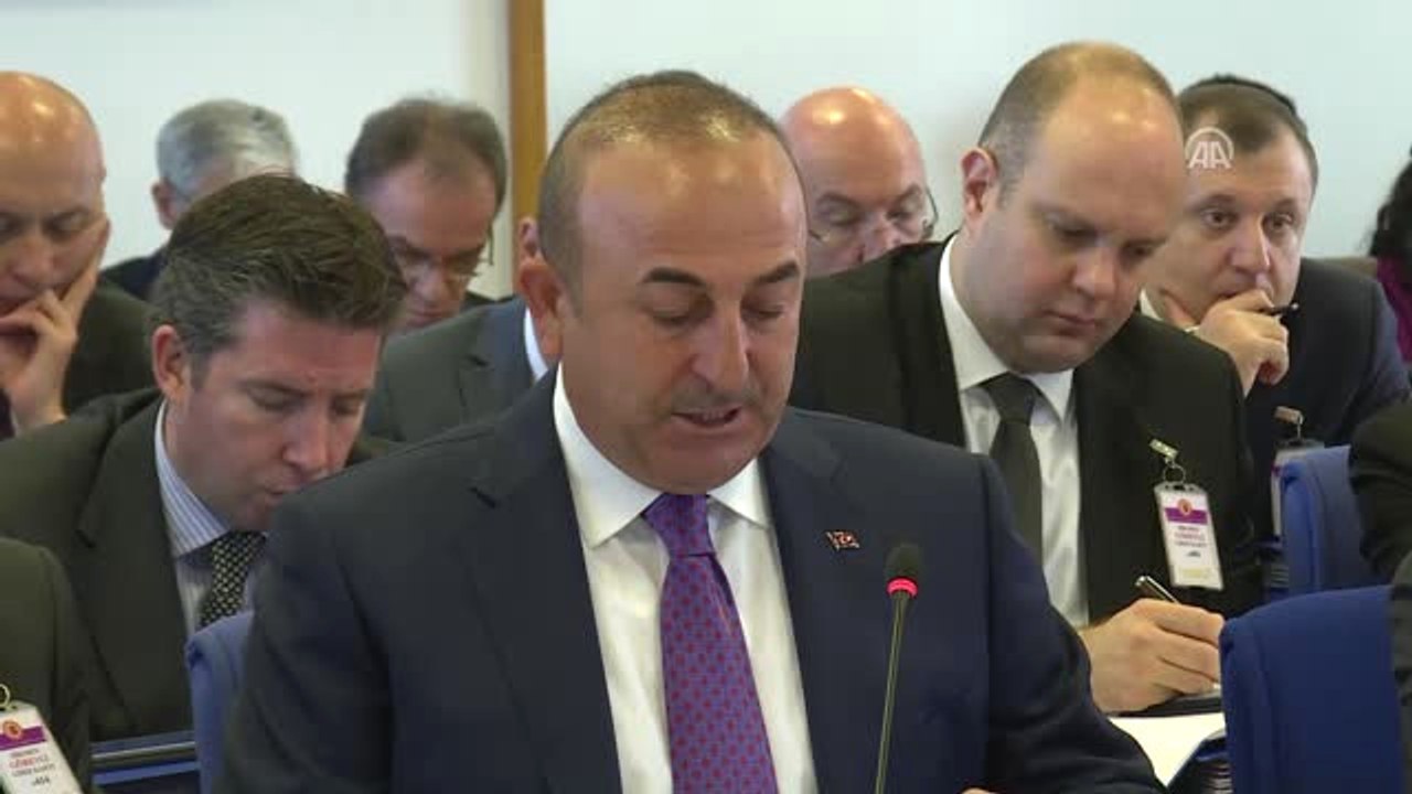 Dışişleri Bakanı Çavuşoğlu: "İran'ın İzole Edilmesine ve Köşeye Sıkıştırılmasına Karşı Olduğumuzu...