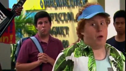 Liv And Maddie S04 E09   Falcon a Rooney
