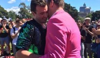 Avustralya'da ilk eşcinsel evlilik teklifi yapıldı