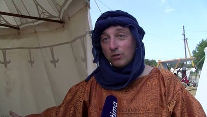 Simon, général en chef de l'armée du roi Baudoin et Frédéric Vigouroux, maire de Miramas