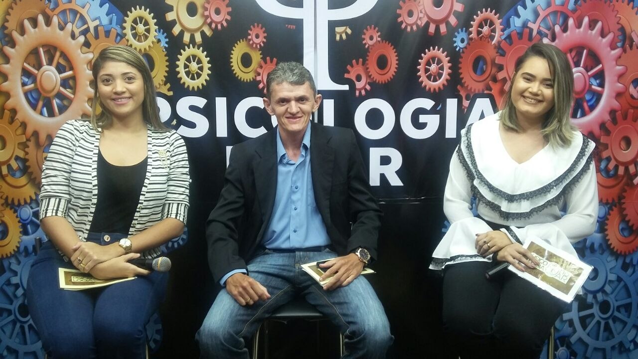 Programa Psicologia no Ar debate os esteriótipos que os psicólogos carregam na profissão