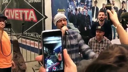 Linkin Park LIVE ”In The End” in Grand Central Station 2017