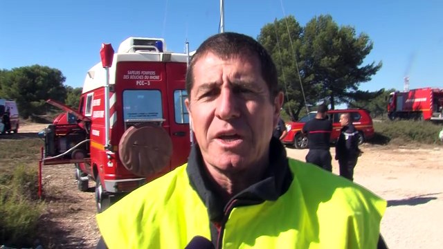 L'interview du LCL Monet commandant les opérations et les pompiers en action