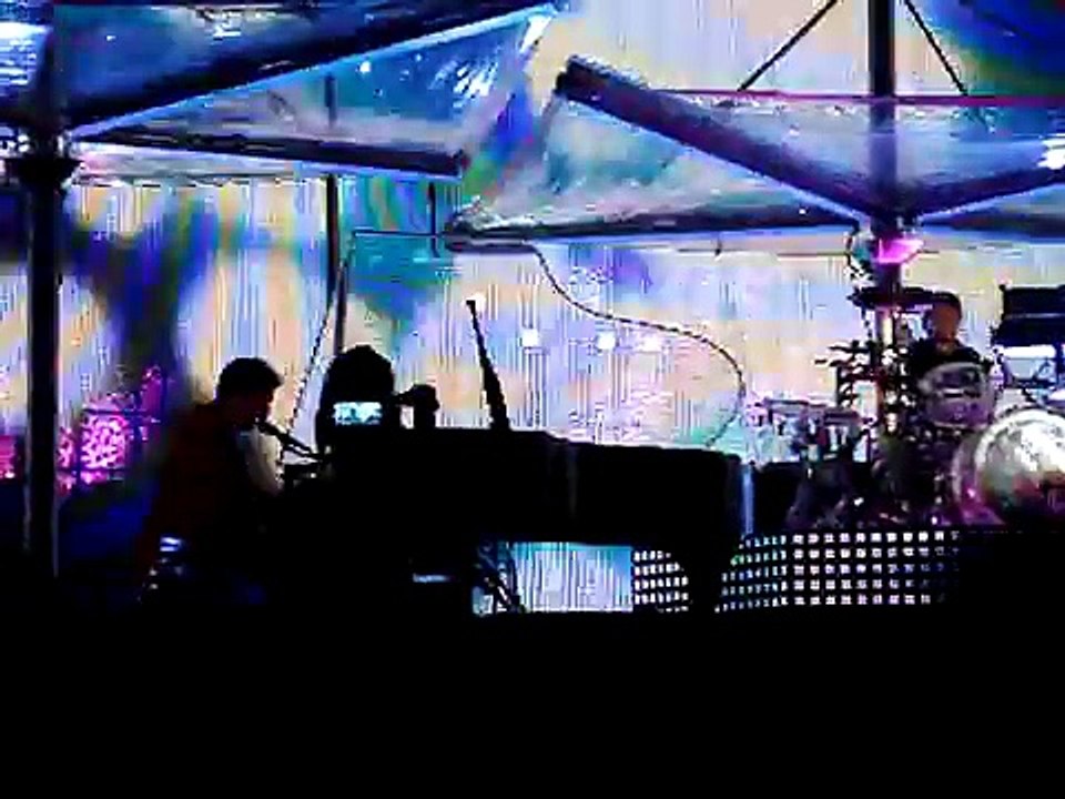 Muse - Feeling Good, Wembley Stadium, London, UK  6/16/2007