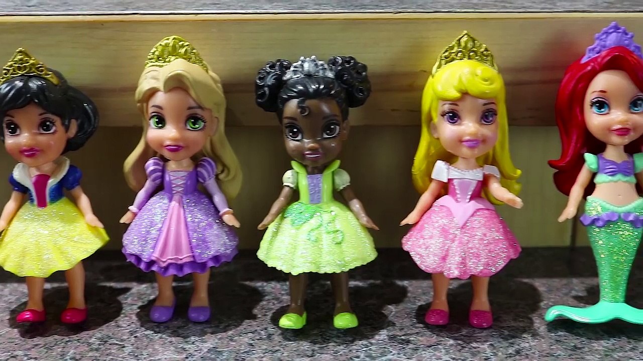 Frozen Elsa DISNEY PRINCESS CUPCAKES CHALLENGE  w_ Spiderman Ariel Fun Superhero in real life IRL | Superheroes | Spiderman | Superman | Frozen Elsa | Joker