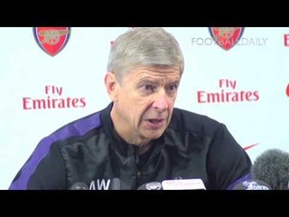 Arsene Wenger in no hurry to sign new contract