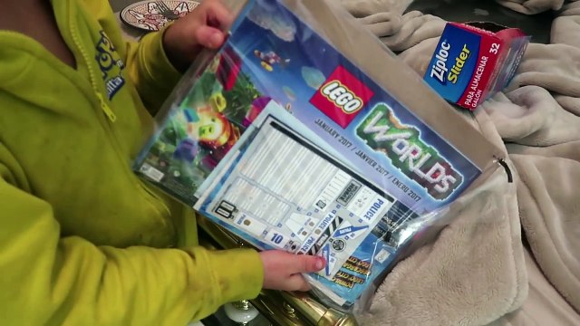 Lego City Police Station and Fire Truck Time Lapse Build