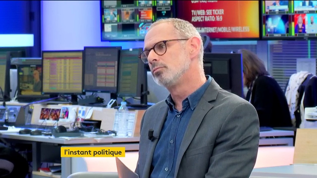 Florian Philippot applaudit Jean-Michel Blanquer