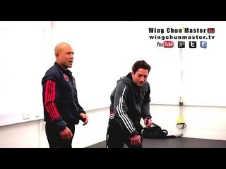 Wing Chun training - wing chun weapon how to deal over head stab Q94