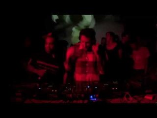 Toddla T feat. Shola Ama & Serocee 55 min Boiler Room DJ Set