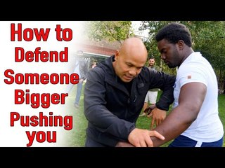 How to Defend Someone Pushing or Shoving you in a Street Fight