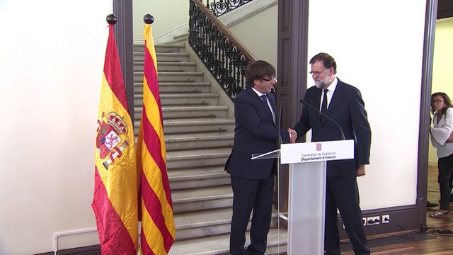 Puigdemont pide diálogo a Europa si gana el 21D