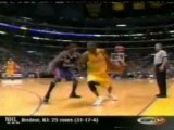 NBA-kobe bryant dunks on yao ming