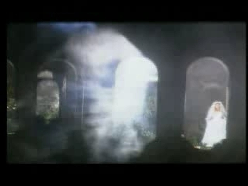 Mahsun kırmızıgül AĞLAMA SEN (orjinal video klip)