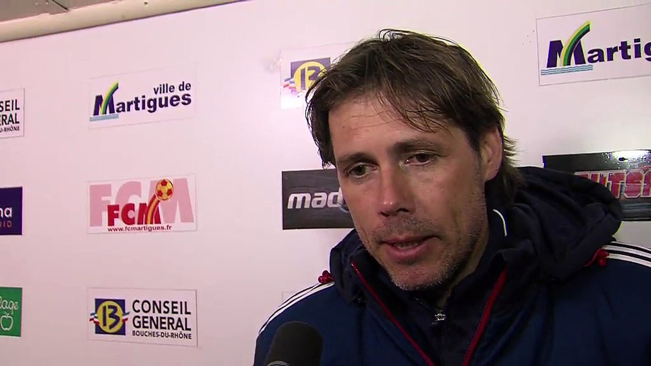 L'entraîneur de la réserve de Lyon Stéphane Roche - Vidéo Dailymotion