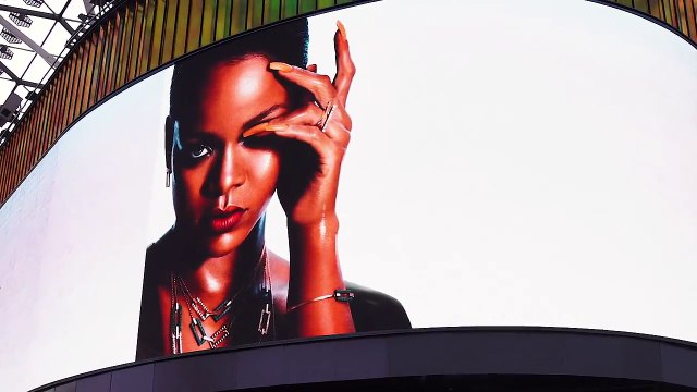 Try crafty experiments with used flowers. Be it a pot pourri or simply adorn your flower vase. Shop for flowers at Etihad mall etihadmall.ae/en/shopping-category/gifts-flowers/