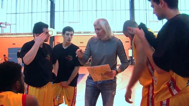 La caméra Maritima filme le temps-mort des martégaux face à Fos