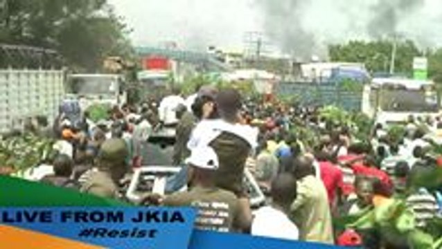 Thousands of Supporters Line Nairobi Streets to Welcome Odinga on Return From US Trip