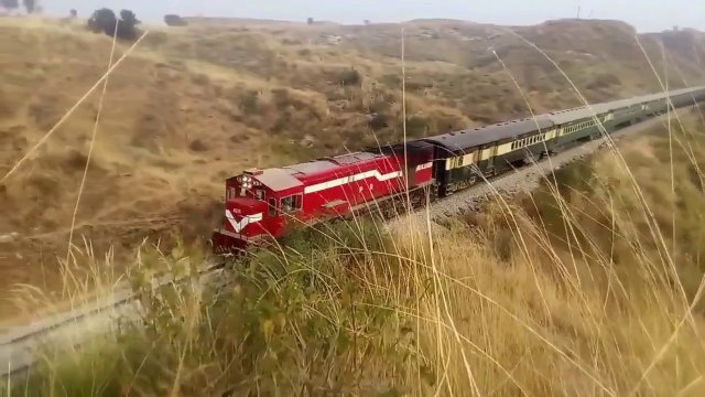 Traveling by Pakistan Railway Rawalpindi to Lahore train Route Journey 2017