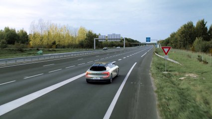 2017 Renault SYMBIOZ demo-car release