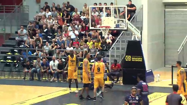 La déception de l'ailier des BYers, Raphaël Desroses, et quelques images du match