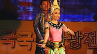 Traditional dance of Thailand.