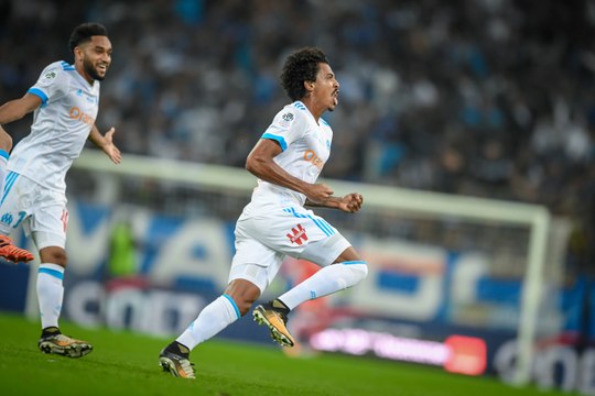 Revivez le début de saison de Luiz Gustavo