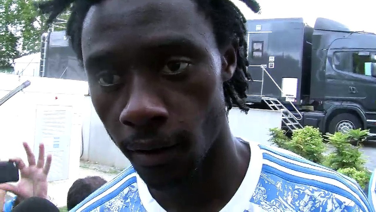 Nicolas N'Koulou s'adapte petit à petit à la planète OM. (vidéo).