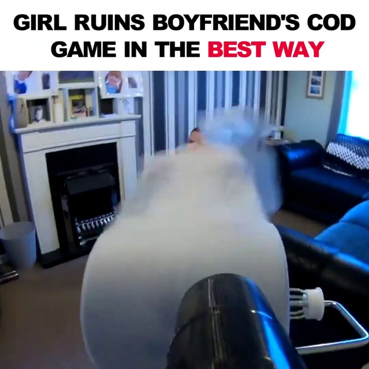 Regardez comment elle piège son mari qui joue trop aux jeux vidéos! Ahaha bien fait