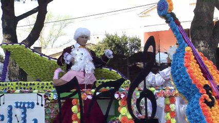 Carnaval 2012 à Port-Saint-Louis: Avec du monde et sous le soleil.