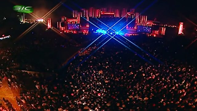 Muse - Supermassive Black Hole, Bela Vista Park, Rock in Rio, Lisbon, Portugal 5/27/2010