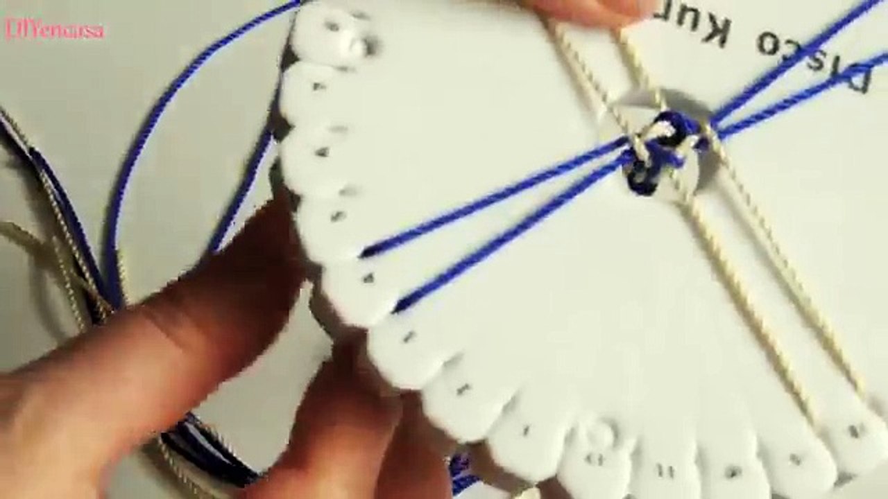 DIY Tutorial Pulsera kumihimo dos colores con nudo corredizo. Bracelet kumihimo.
