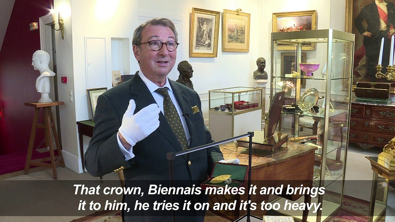 Gold bay leaf from Napoleon's crown to be sold at auction