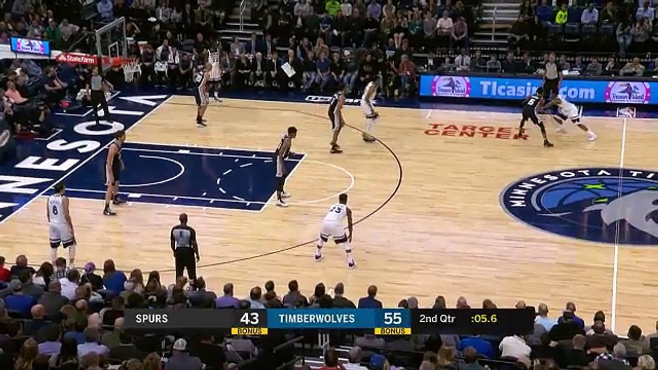 Teague Beats The Buzzer