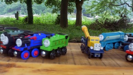 Thomas the Tank Engine wooden toy 17 types Video for children