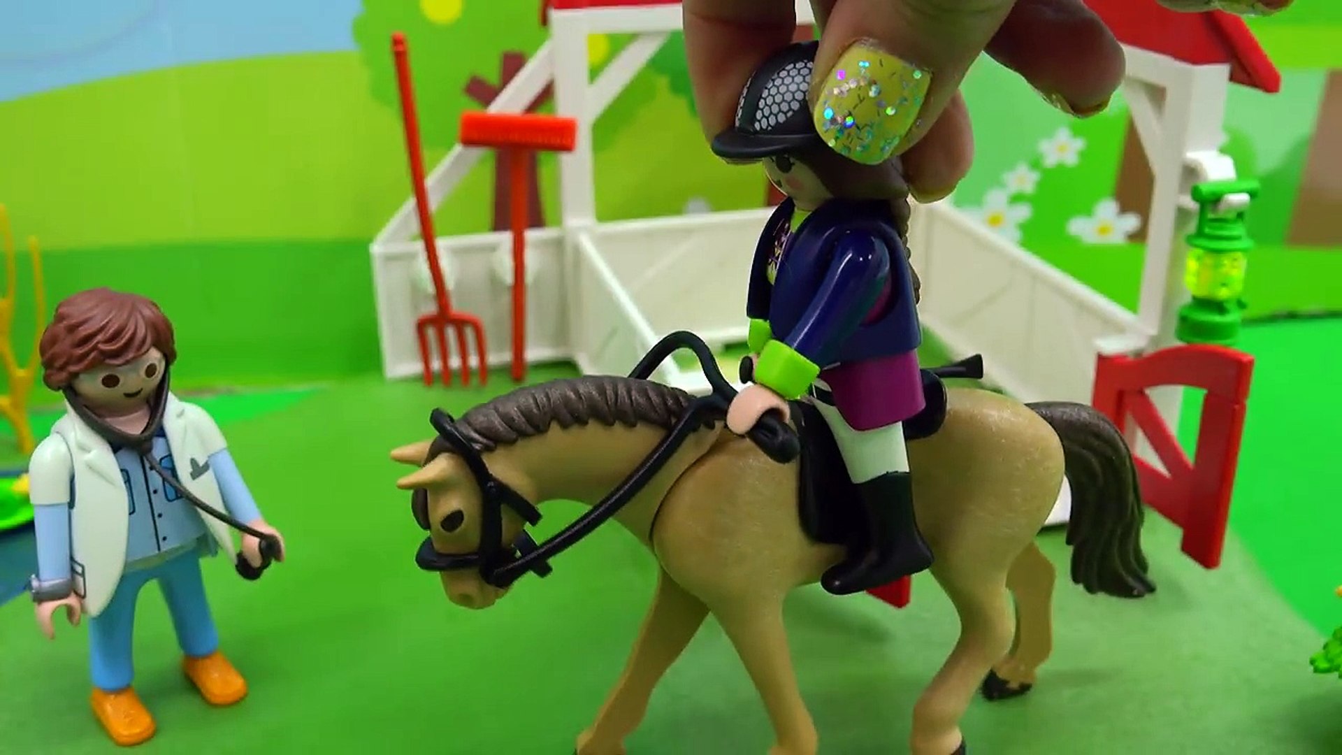 playmobil horse vet