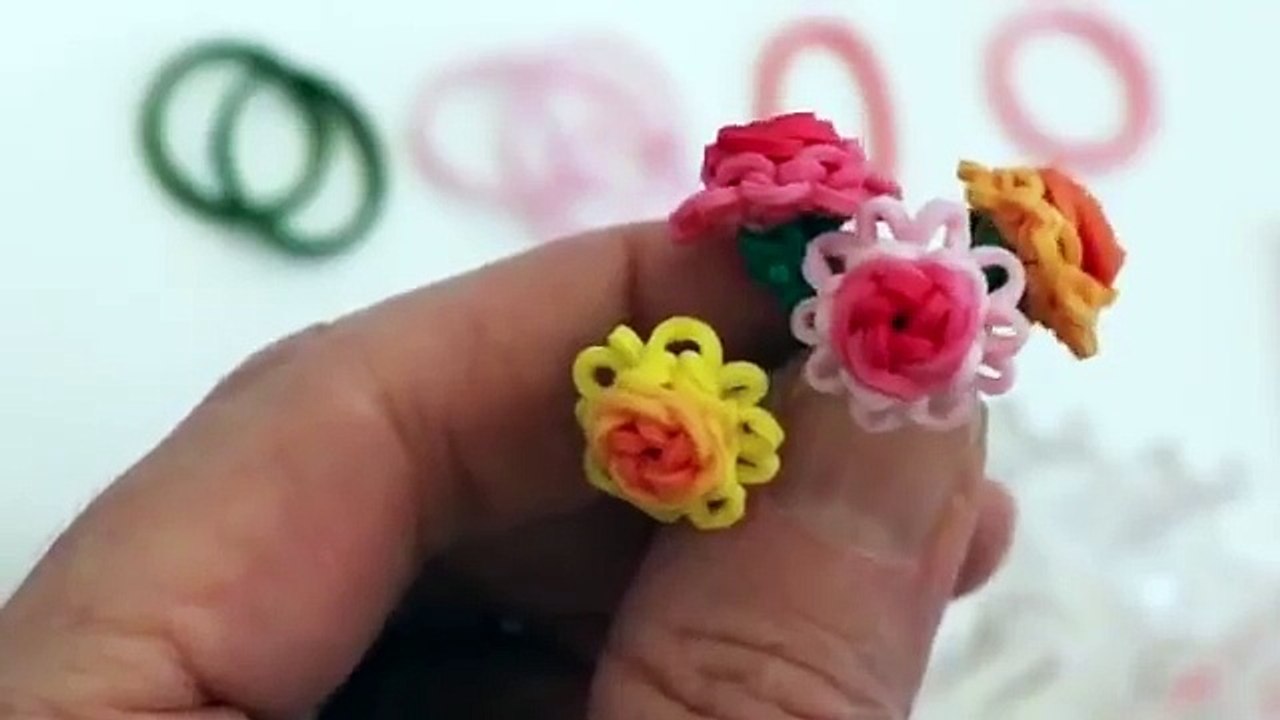 Rainbow Loom™ Mini Rose in Bloom Charm Tutorial